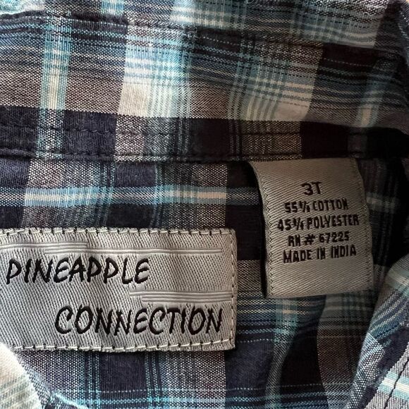 🍭6/$30 Pineapple connection plaid button down boy’s shirt - 3T - Picture 2 of 2